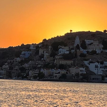 Aleminas Rooms Simi Dış mekan fotoğraf